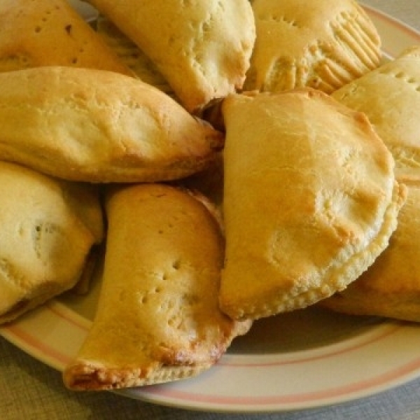 Ghana Meat Pie - PEACE CAKE & PASTRY SERVICES